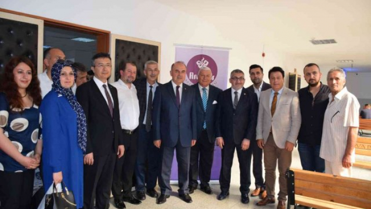 Yalova'daki İlk Buluşmaya İlgi Büyüktü